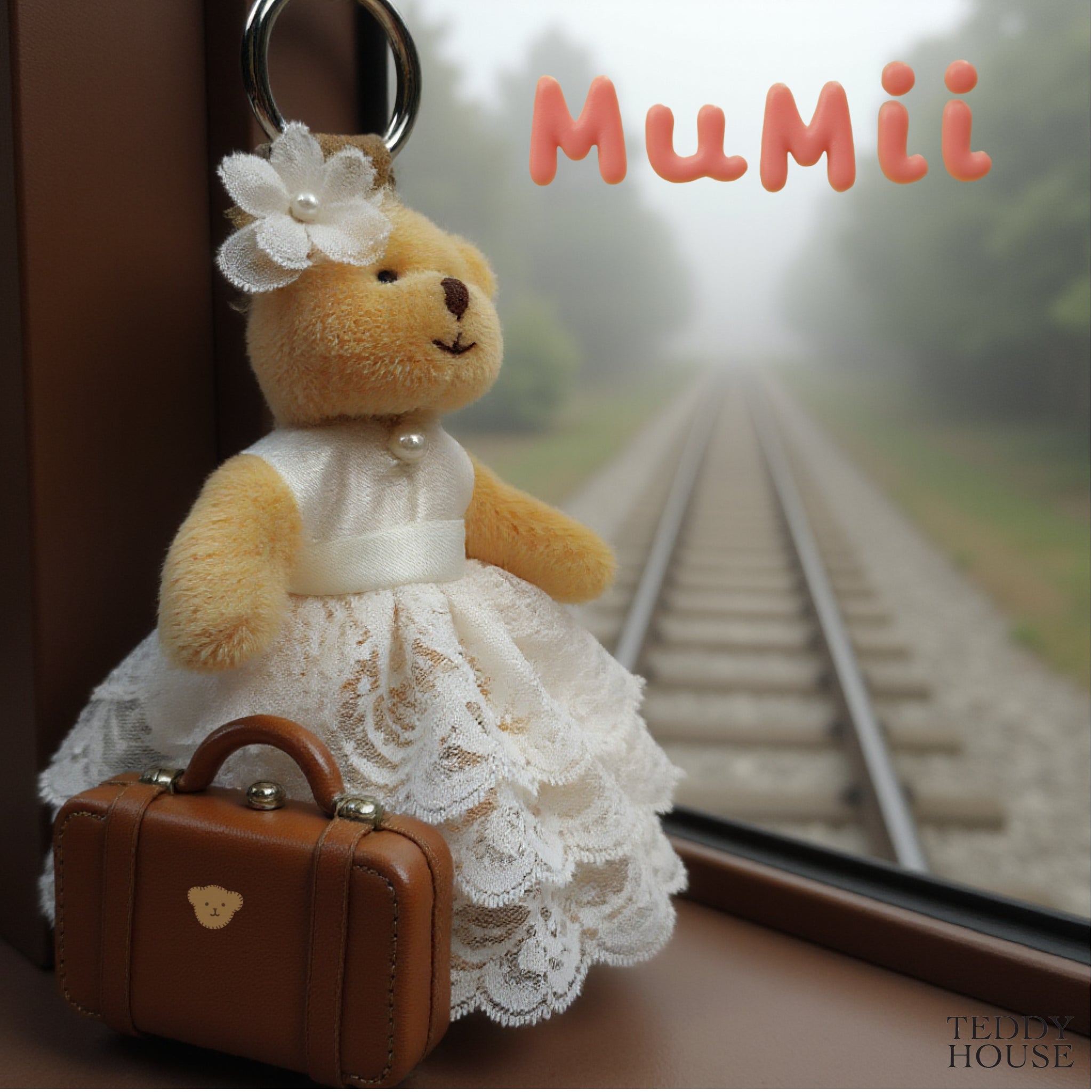MUMI KEYCHAIN GIRL 04"